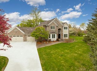 11421 Bluestem Ln, Eden Prairie, MN 55347