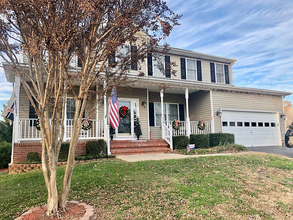 1st image of 310 Portland Dr