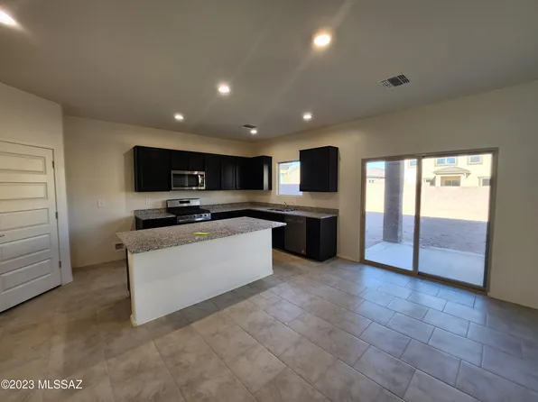 10281 N Arroyo Lupine Way, Marana, AZ 85653