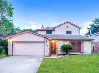 1910 Windy Peaks Ct, Houston, TX 77067