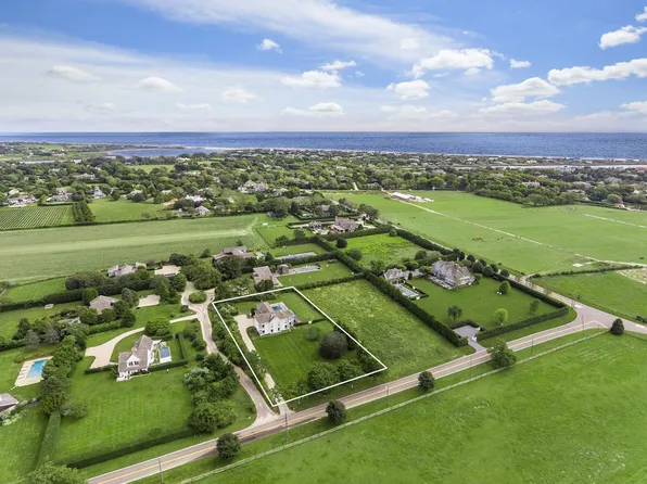 819 Halsey Ln, Bridgehampton, NY 11932