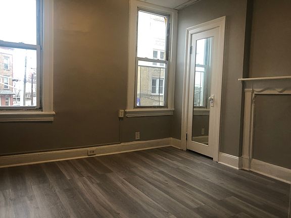 3rd image of 6 Jordan Ave #10E