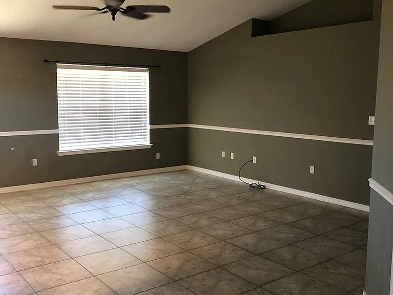 2290 Heritage Cir — Photo 1