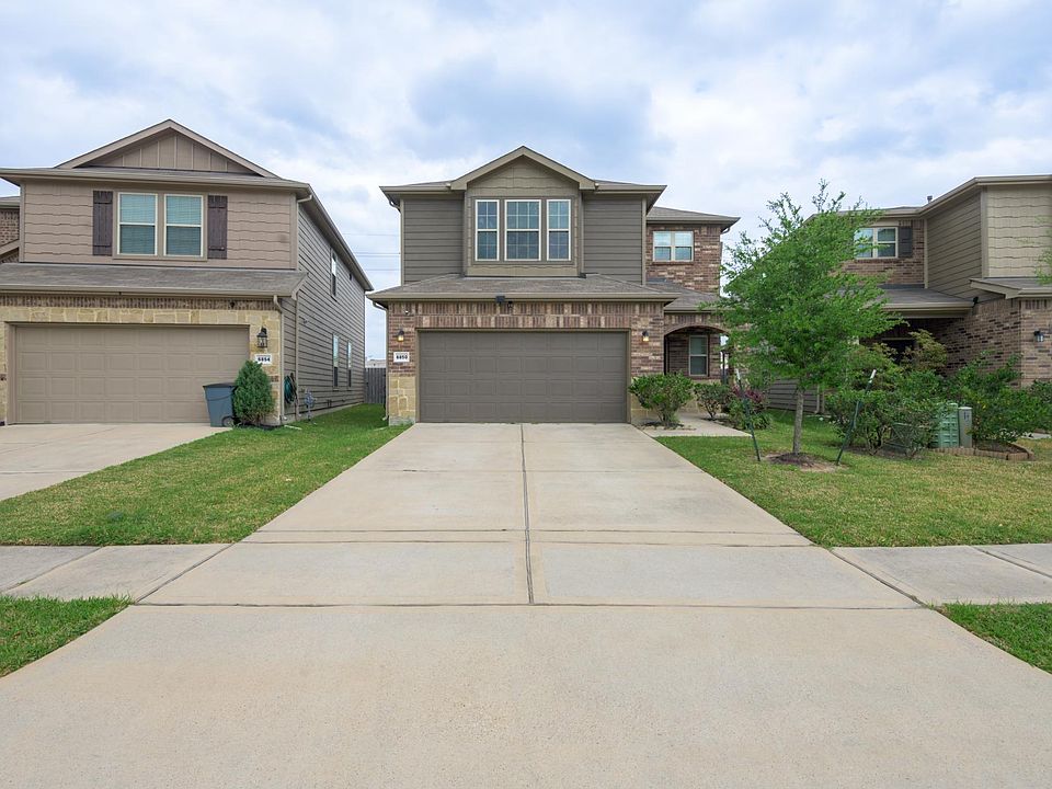 1st image of 6850 Gem Rock Dr