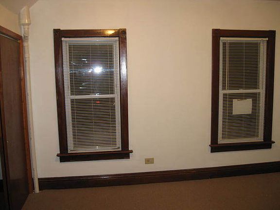 4th image of 2453 139th St #2