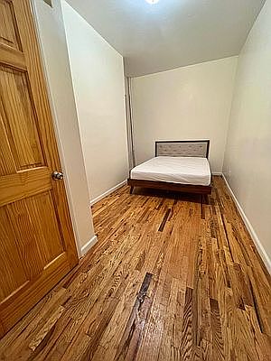 5th image of 219 W 145th St APT 1A