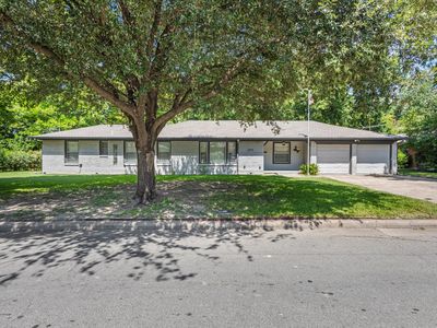 2711 Santa Cruz Dr, Dallas, TX, 75227