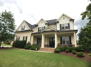 828 Boone Ridge Ln, Cary, NC 27519