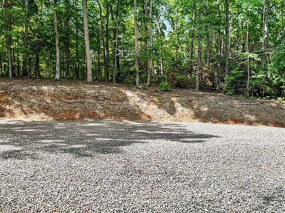 4th image of 103 Hibiscus Ln