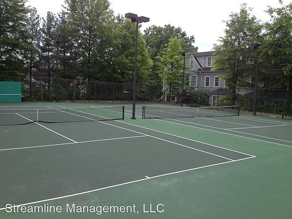 3rd image of 7500 Woodmont Ave APT L04