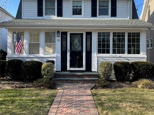 31 Melrose Avenue, Lynbrook, NY 11563