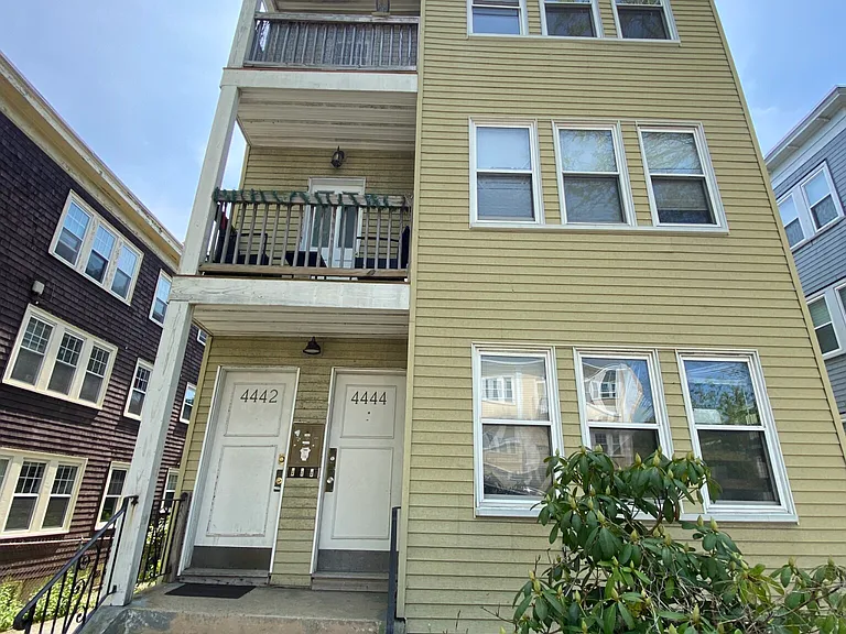 4442 Washington St #3 — Photo 19