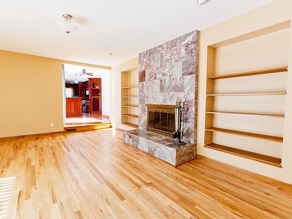2nd image of 1212 River Park Cir W