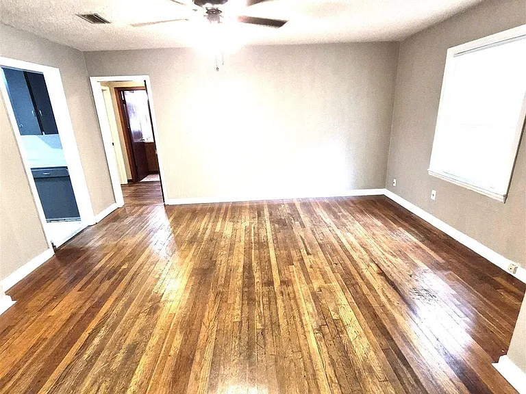 3804 W Cervantes St — Photo 7