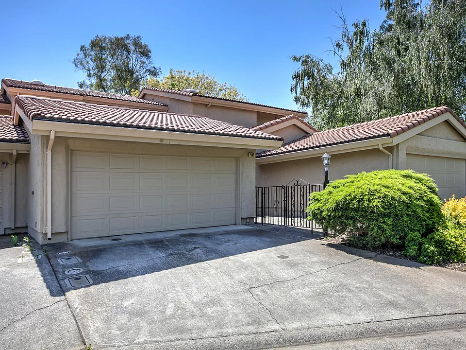 3T-7145 Murieta Pkwy #1