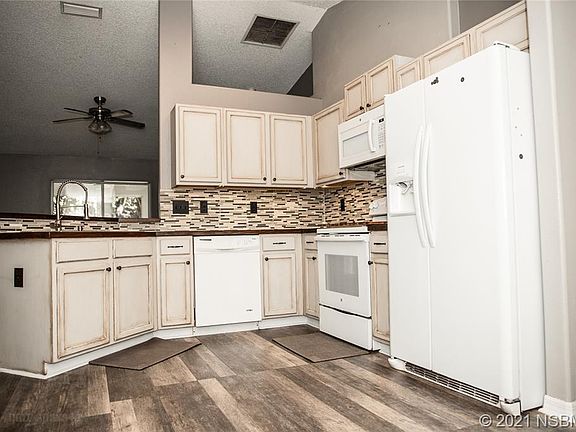 5th image of 3107 Woodland Dr