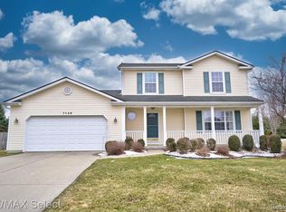 7146 Glen Oak Dr, Grand Blanc, MI 48439