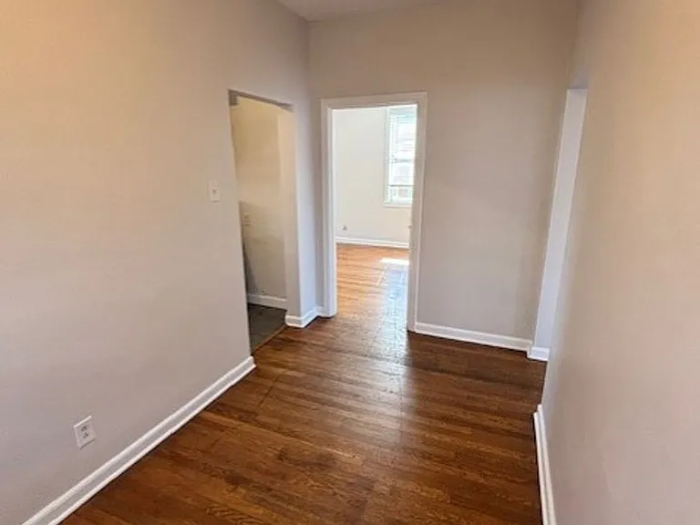 2709 Pyramid Ave — Photo 10