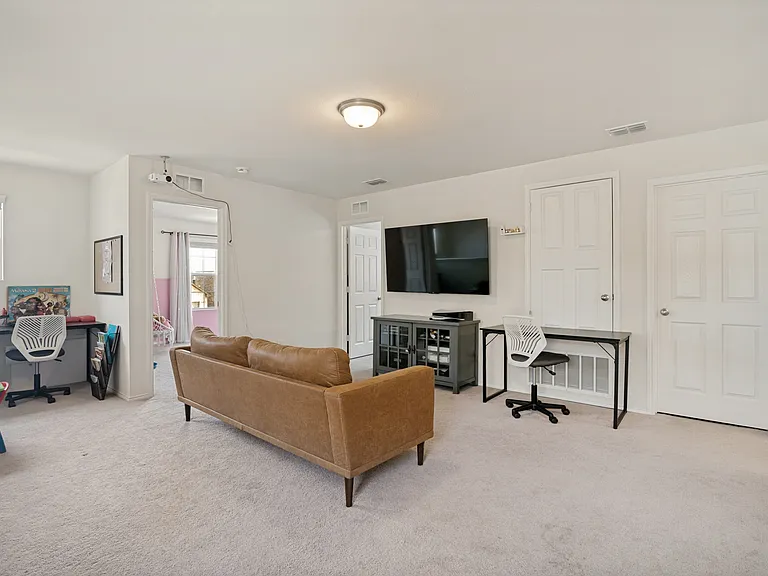 1073 Norias Dr — Photo 14