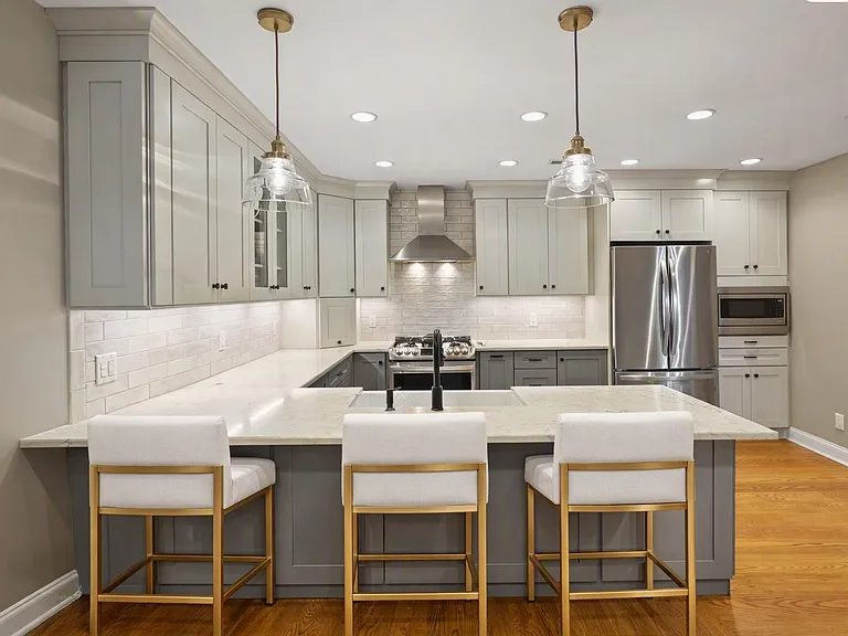18 Moshier St #A — Photo 2