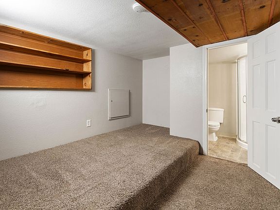 5th image of 1121 & 1129 Magnolia Ave #1129-1A