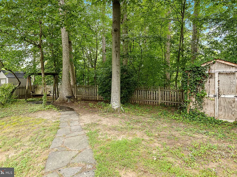 3116 Fennegan Ct — Photo 37