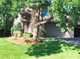16390 Ellerdale Ln, Eden Prairie, MN 55346