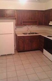 5th image of 222 Wilshire Dr