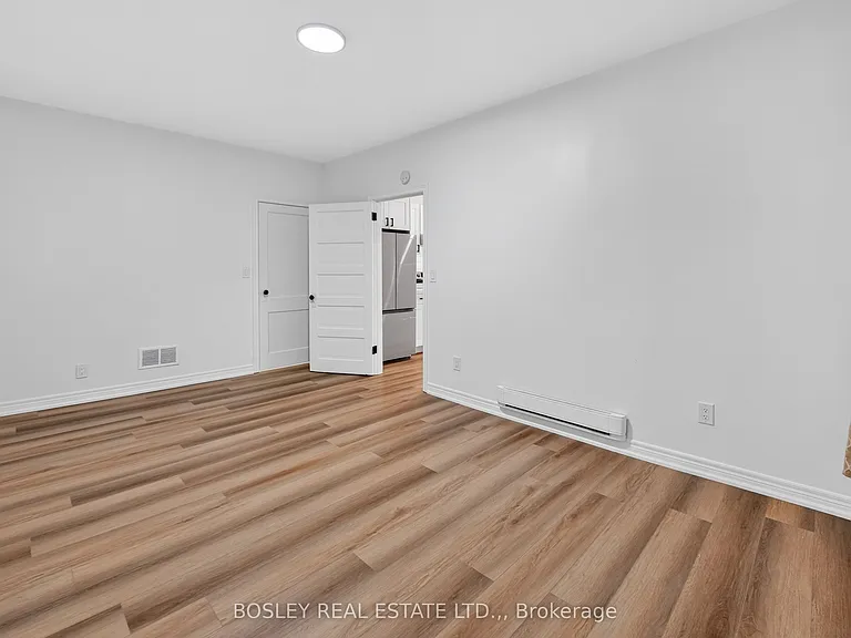 215 King St #1 — Photo 7