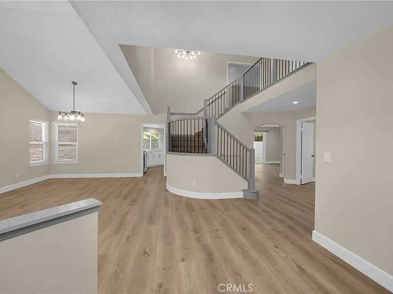 5700 Scotch Pine Rdg — Photo 5