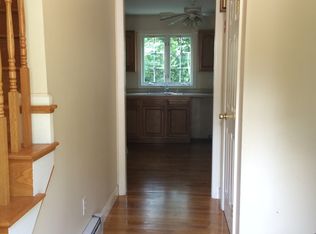 182 Southbridge Rd #B, Dudley, MA 01571