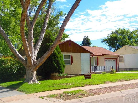 4th image of 916 Alexander Cir