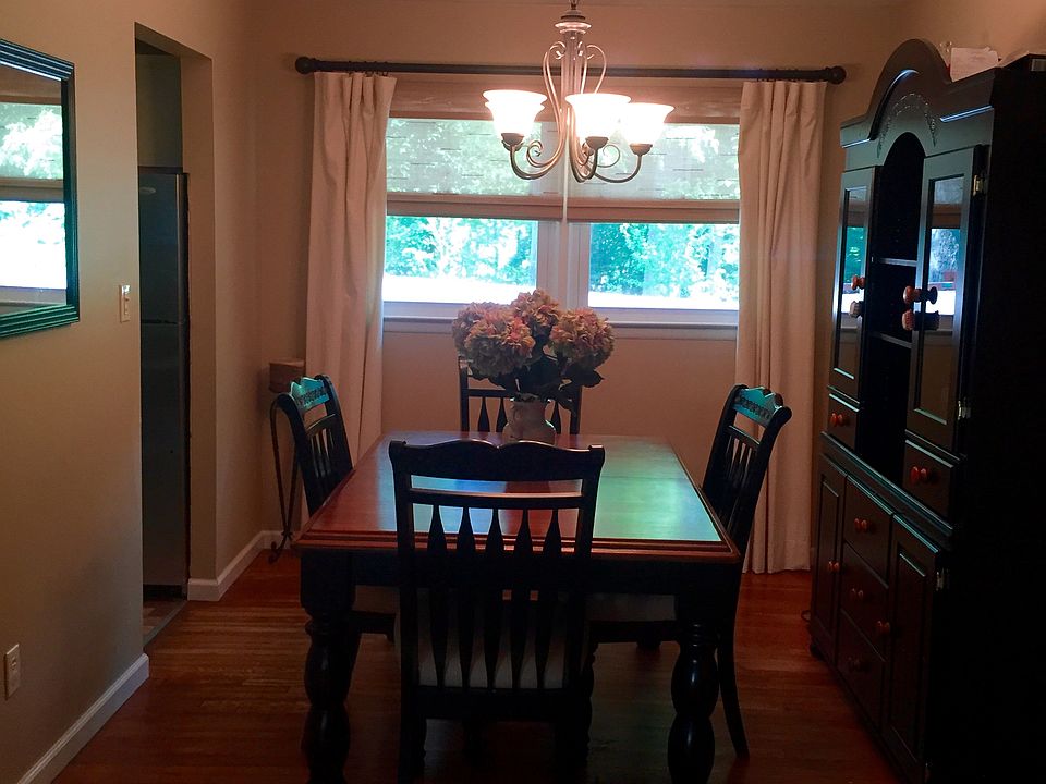 2nd image of 18 Terrace Ln