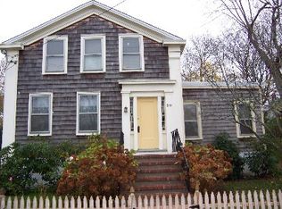 30 Henry St, Sag Harbor, NY 11963
