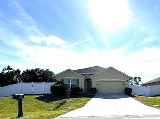 484 Hamwood St SW, Palm Bay, FL 32908