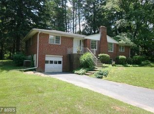 3395 Poplar Dr, Ellicott City, MD 21043