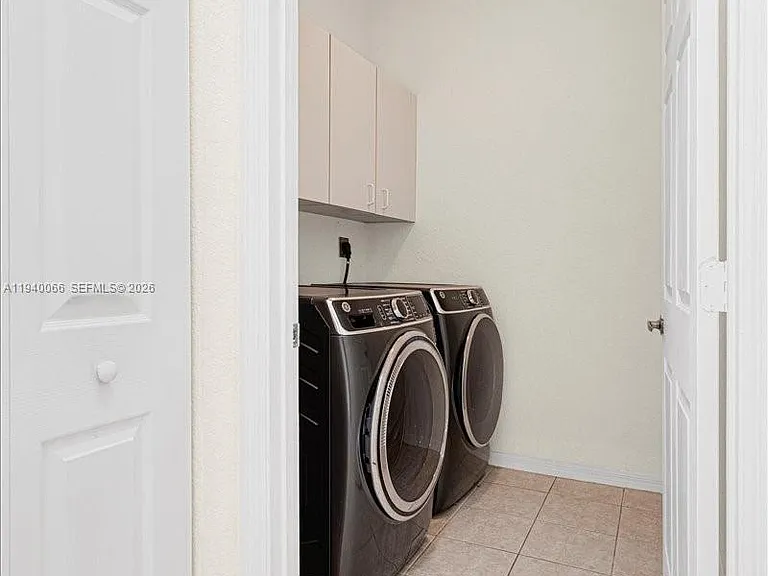 7620 S Aragon Blvd — Photo 6
