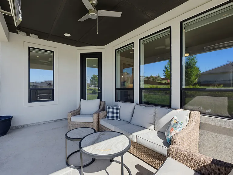 1457 W Tenzing St — Photo 40
