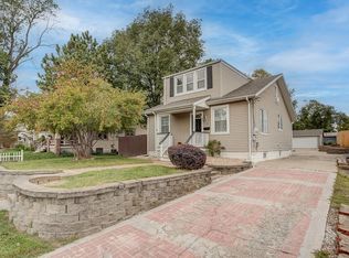 19 Brackett St, Swansea, IL 62226