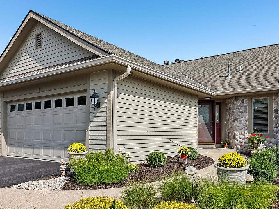 1st image of 526 Oak Ridge DRIVE