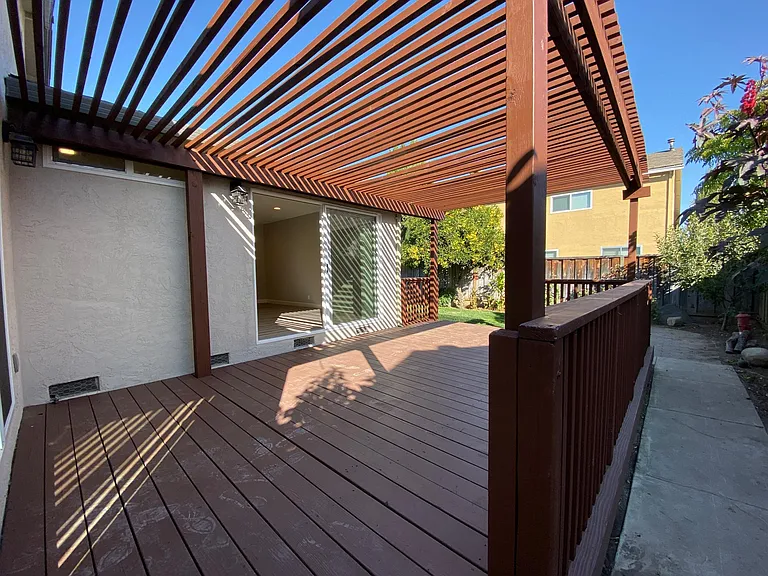 4680 Mia Cir — Photo 17