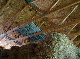 852 Sugar Run Rd, Eighty Four, PA 15330