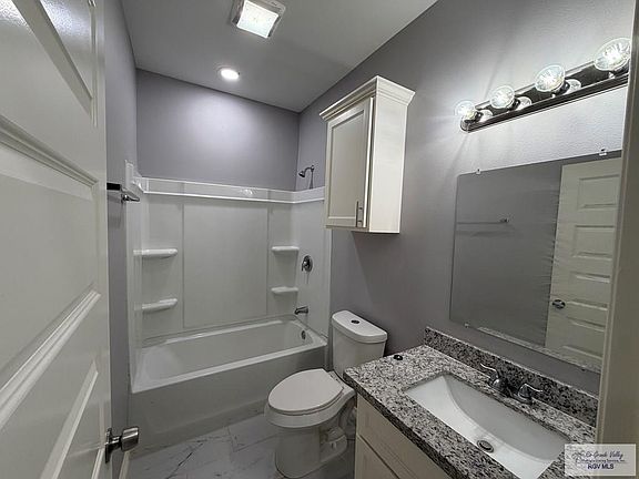 5th image of 821 W Matz Ave #B