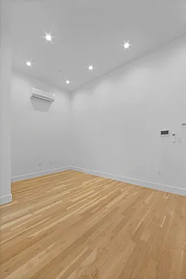 Rented by TorsX Inc | media 24