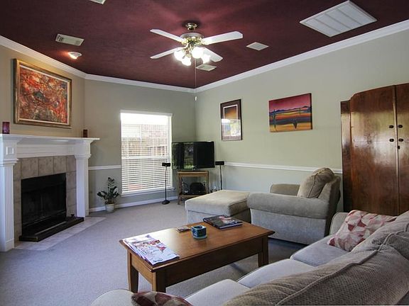 2nd image of 15242 Shapiro Springs Ln