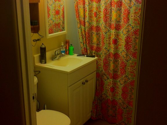 4th image of 2451 S Gaylord St APT 4
