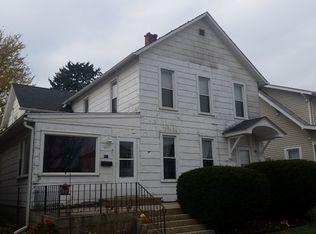 207 6th Ave, Sterling, IL 61081