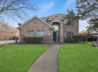 3906 Park Wood Dr, Corinth, TX 76208