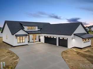 801 Calypso Dr, Bismarck, ND 58504