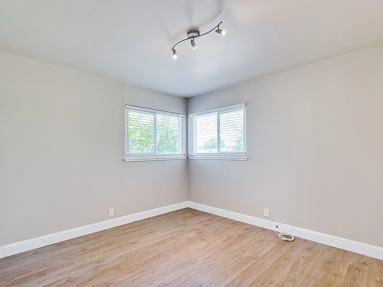 3000 Santa Maria Ave — Photo 14